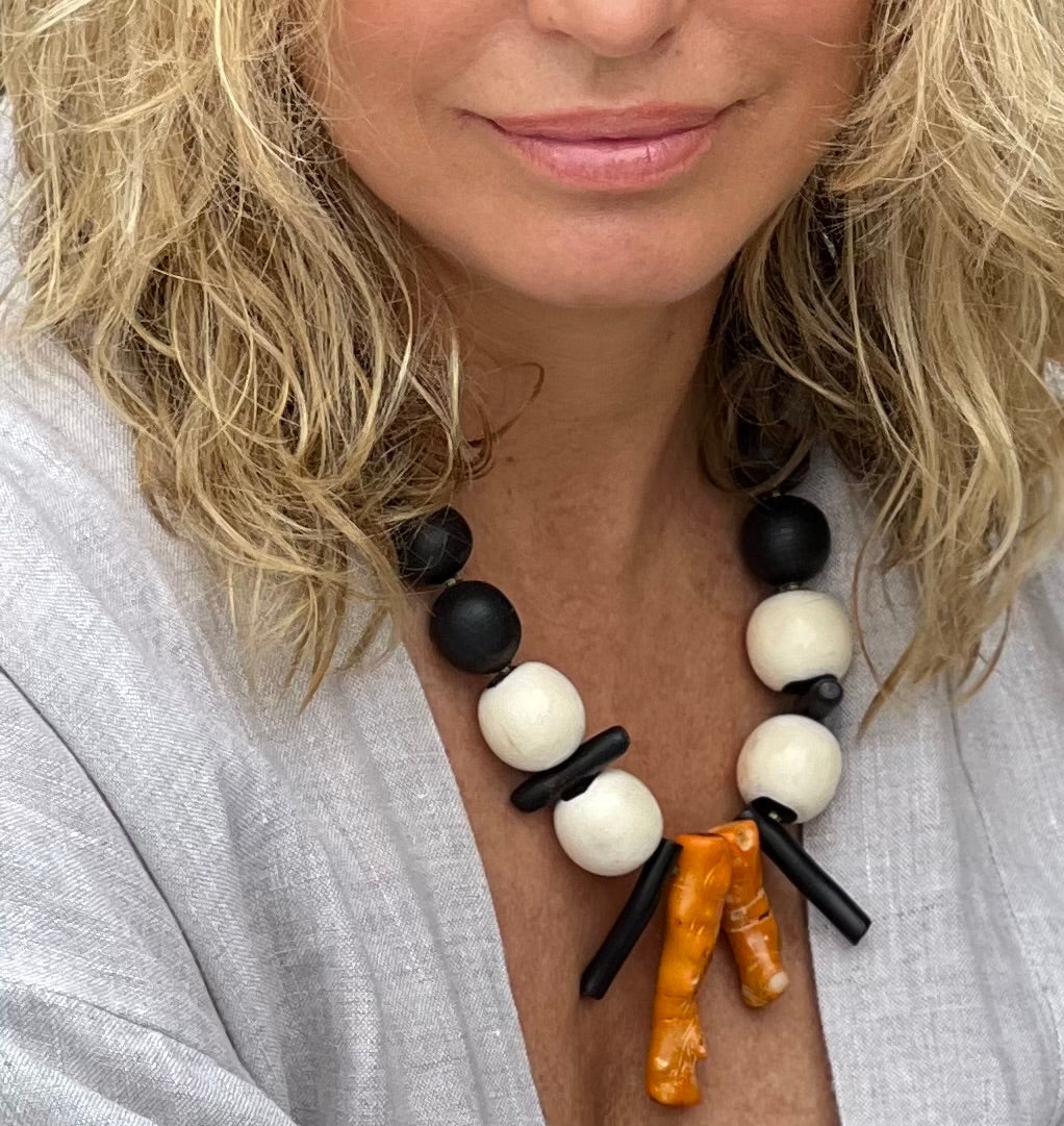 Nia Necklace