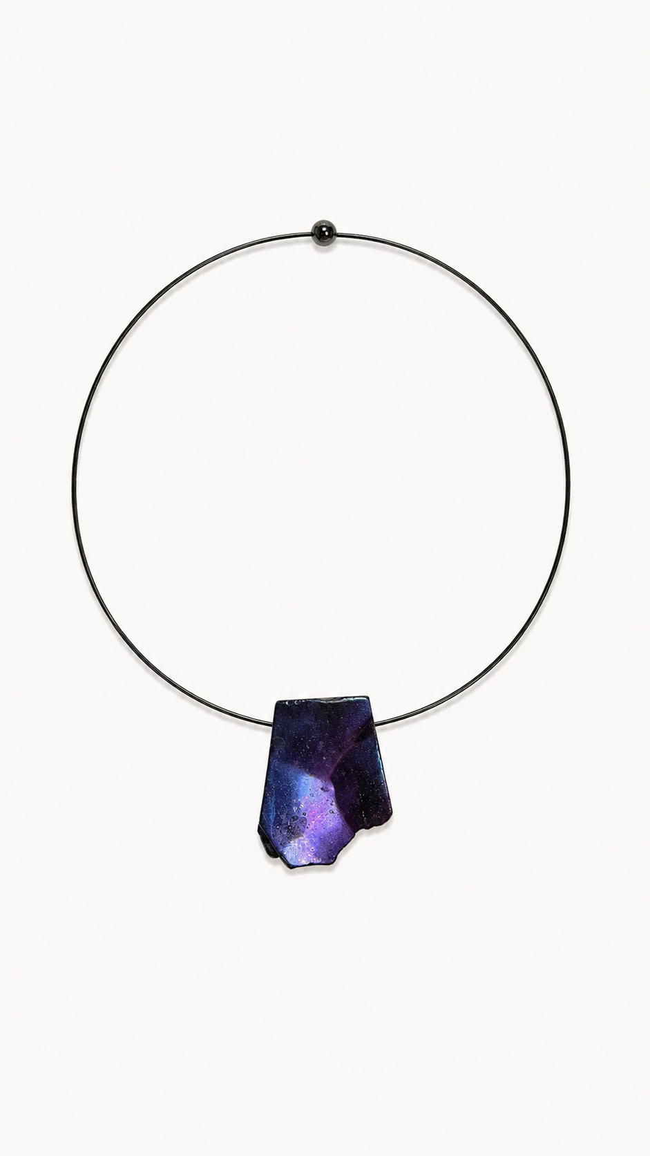 Aveni Choker