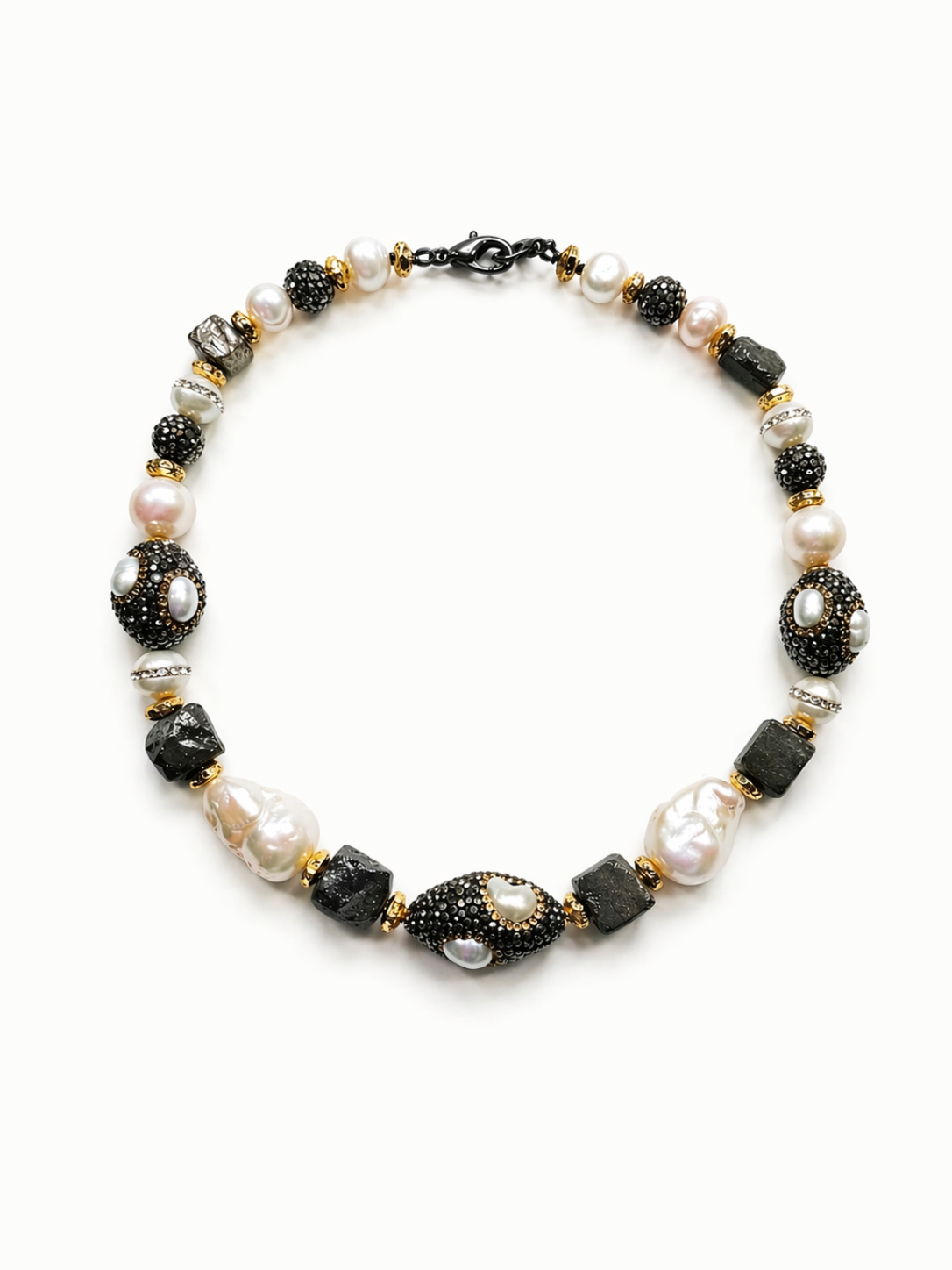 Aliénor Pearl Necklace