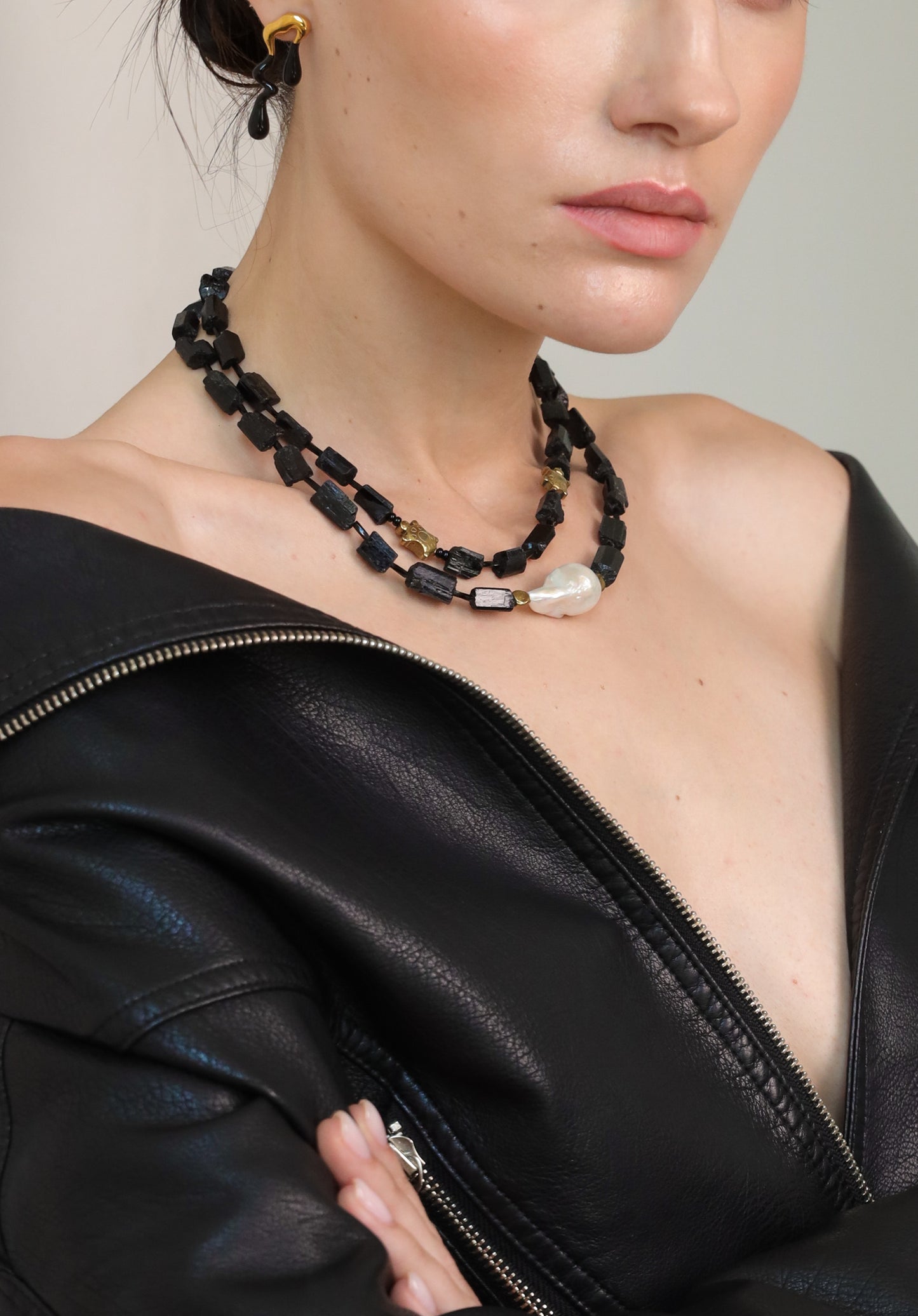 Maëlle Statement  Short Necklace. Baroque Pearl, Tourmaline, Hematite