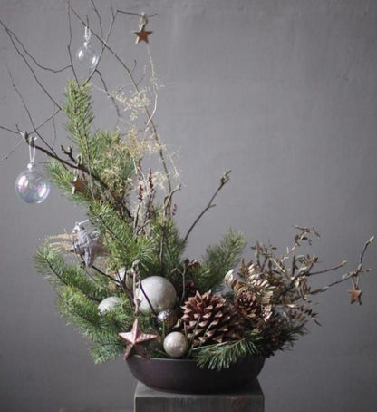 9th of December at 12pm, Christmas Wreath/ Table decoration Workshop, Notting Hill, London (Copy)