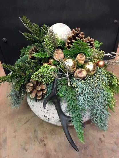 7th of December at 12pm, Christmas Wreath/ Table decoration Workshop, Notting Hill, London