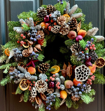 9th of December at 12pm, Christmas Wreath/ Table decoration Workshop, Notting Hill, London (Copy)